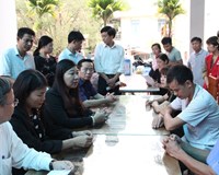 Hỗ trợ gia đình nạn nhân vụ cháy xưởng tại phường Trung Văn 