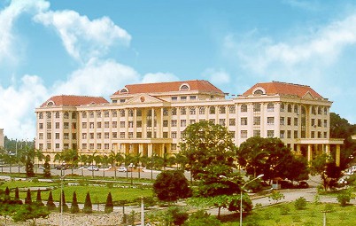 Nhiều cán bộ Vĩnh Phúc đi nước ngoài sai quy định bị bêu tên 