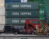 Mỹ Trung bắt đầu áp mức thuế mới đối với hàng hóa nhập khẩu của nhau 