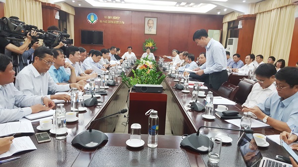 Tập trung đồng bộ, chính xác, minh bạch các giải pháp bình ổn thị trường thịt lợn