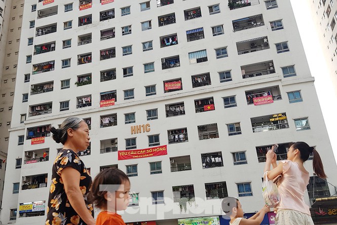 Chậm làm sổ đỏ cho cư dân, chủ đầu tư có thể bị phạt tiền tỷ