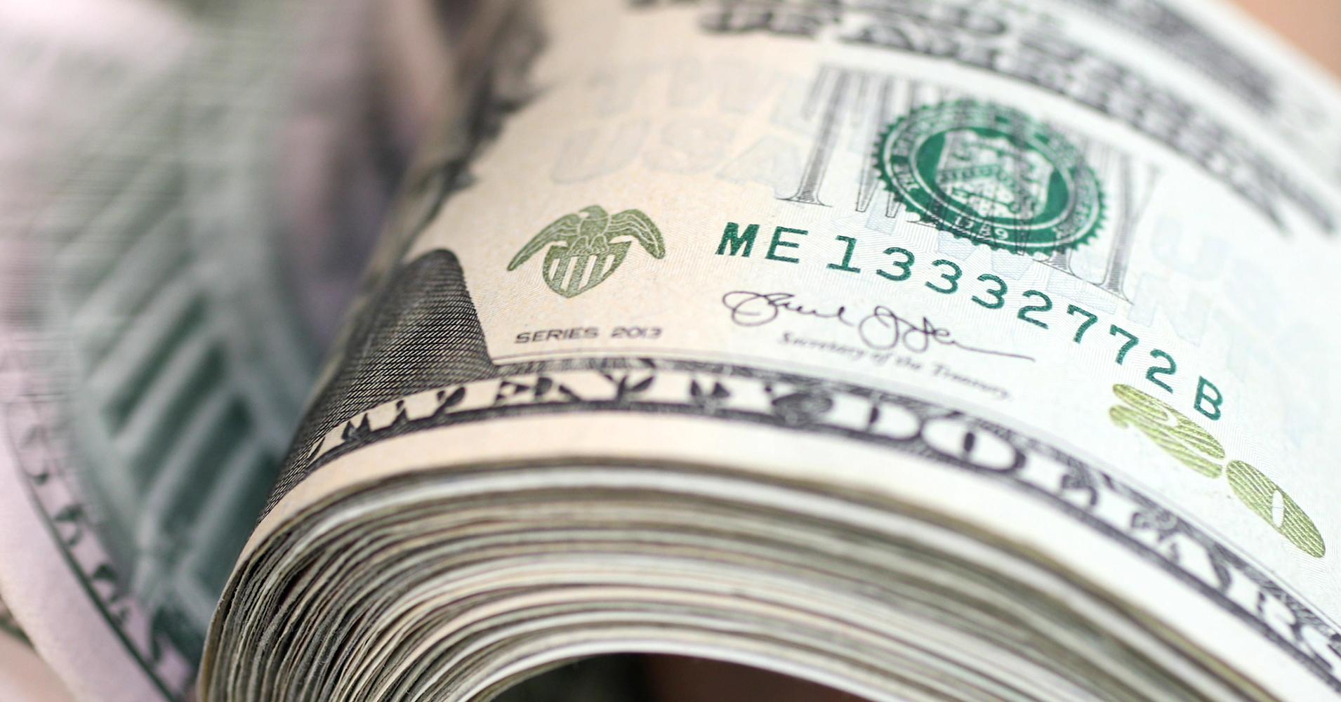 Tỷ giá ngoại tệ ngày 2711 Đồng USD tiếp đà tăng cao