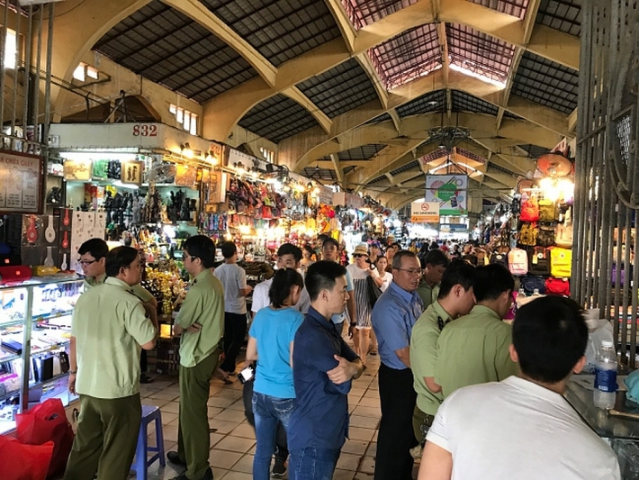 Công khai danh sách các tụ điểm kinh doanh buôn bán hàng giả, hàng nhái 