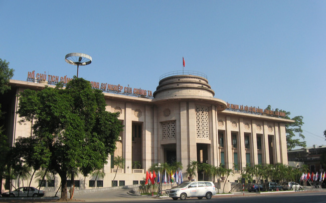 NHNN bất ngờ giảm lãi suất dự trữ bắt buộc của các ngân hàng