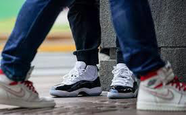 Cơn sốt đầu cơ điên cuồng, ngân hàng họp khẩn báo động