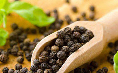 Giá hồ tiêu hồ tiêu hôm nay ngày 412 Vẫn dao động quanh mức 40.000 - 42.000 đồngkg