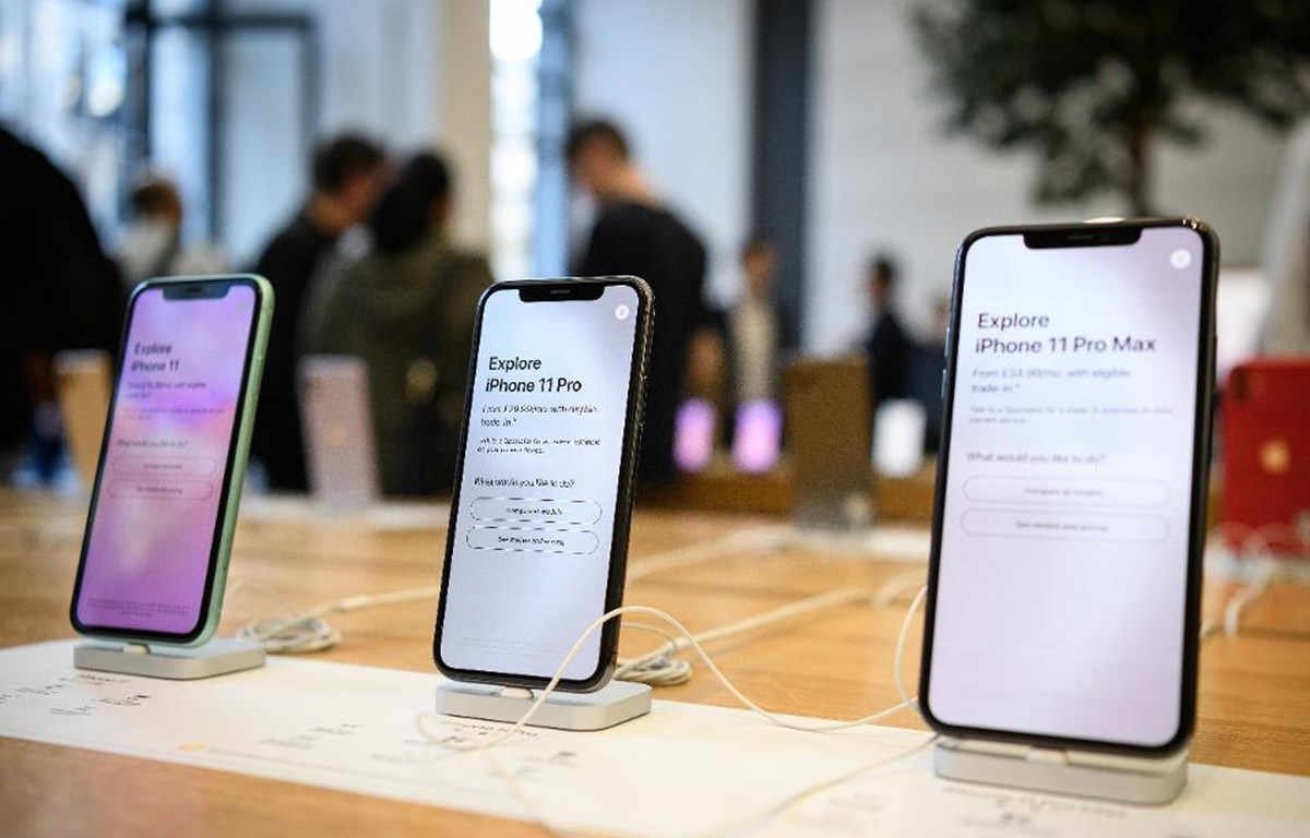 Apple bị nghi ngờ theo dõi người dùng iPhone 11