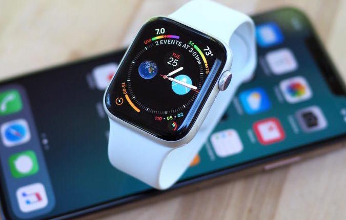 Apple Watch tại Việt Nam có thể dùng eSIM từ 1312