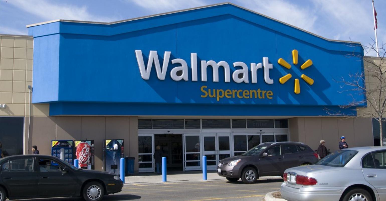 Walmart xin lỗi vì bán áo in hình người tuyết dùng ma túy