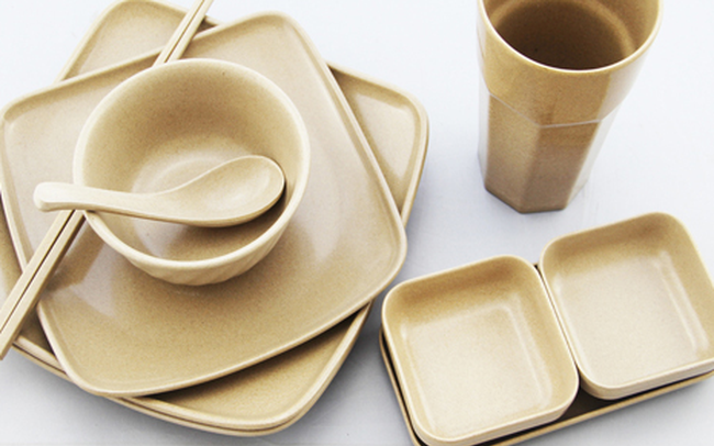 Cảnh báo Dụng cụ đựng đồ ăn bảo vệ môi trường có thể chứa 2 chất độc phá hủy sức khỏe