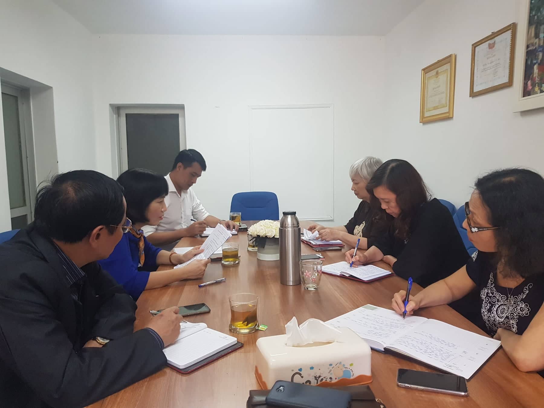 Tạp chí Thương trường có buổi làm việc với ban lãnh đạo Hiệp hội các nhà bán lẻ Việt Nam