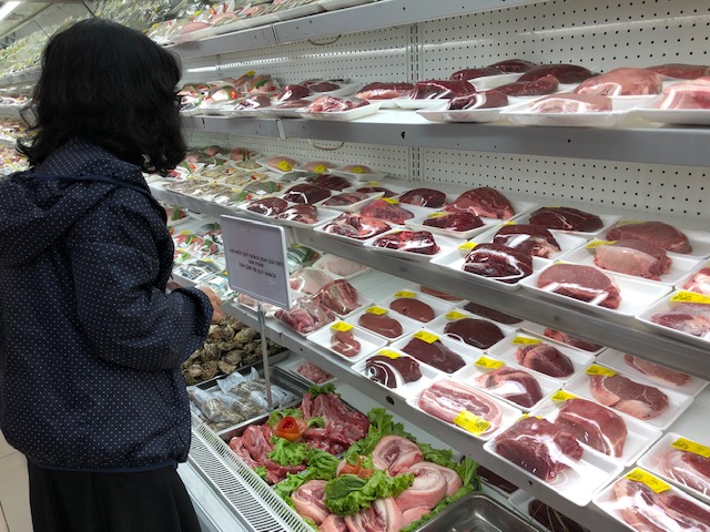 Giá cả thị trường ngày 1912 Các siêu thị khuyến mãi khủng nhiều mặt hàng thực phẩm khi giá heo ngày càng tăng