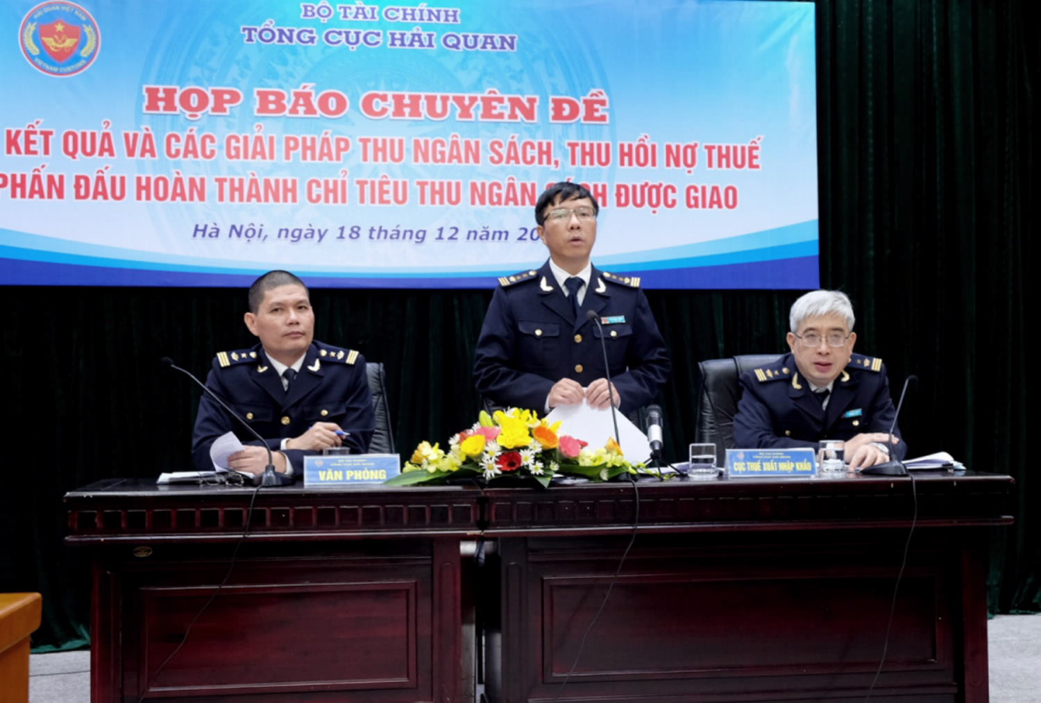 Ngành Hải quan thu NSNN tăng 11,6 % so với cùng kỳ năm 2018