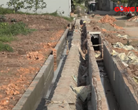Mỹ Đức Hà Nội Phóng viên bị yêu cầu xóa tài liệu giam lỏng ngay tại Ủy ban xã 