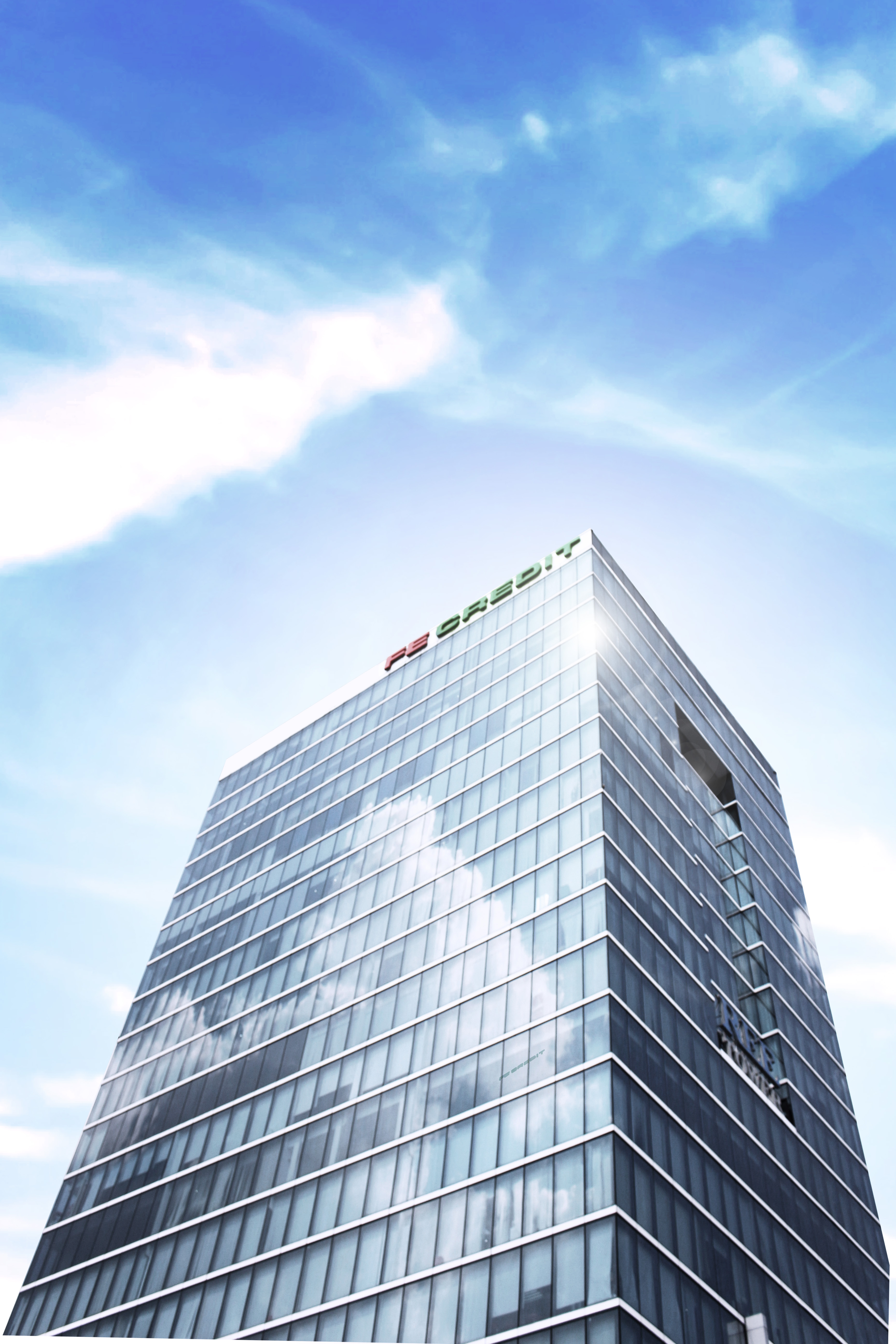 Bức tranh toàn cảnh quý 3 của FE CREDIT với sự tăng trưởng đồng bộ và ổn định ở tất cả các phân khúc sản phẩm