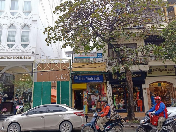 Công ty thành viên của Tập đoàn Alphanam lặng lẽ thâu tóm loạt đất công sản giá bèo