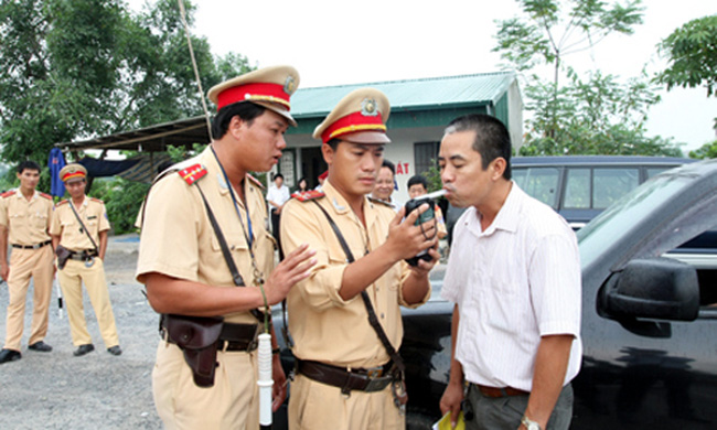 Từ 112020 Uống rượu bia đi xe đạp cũng bị xử phạt, mức phạt cao nhất lên đến 40 triệu đồng