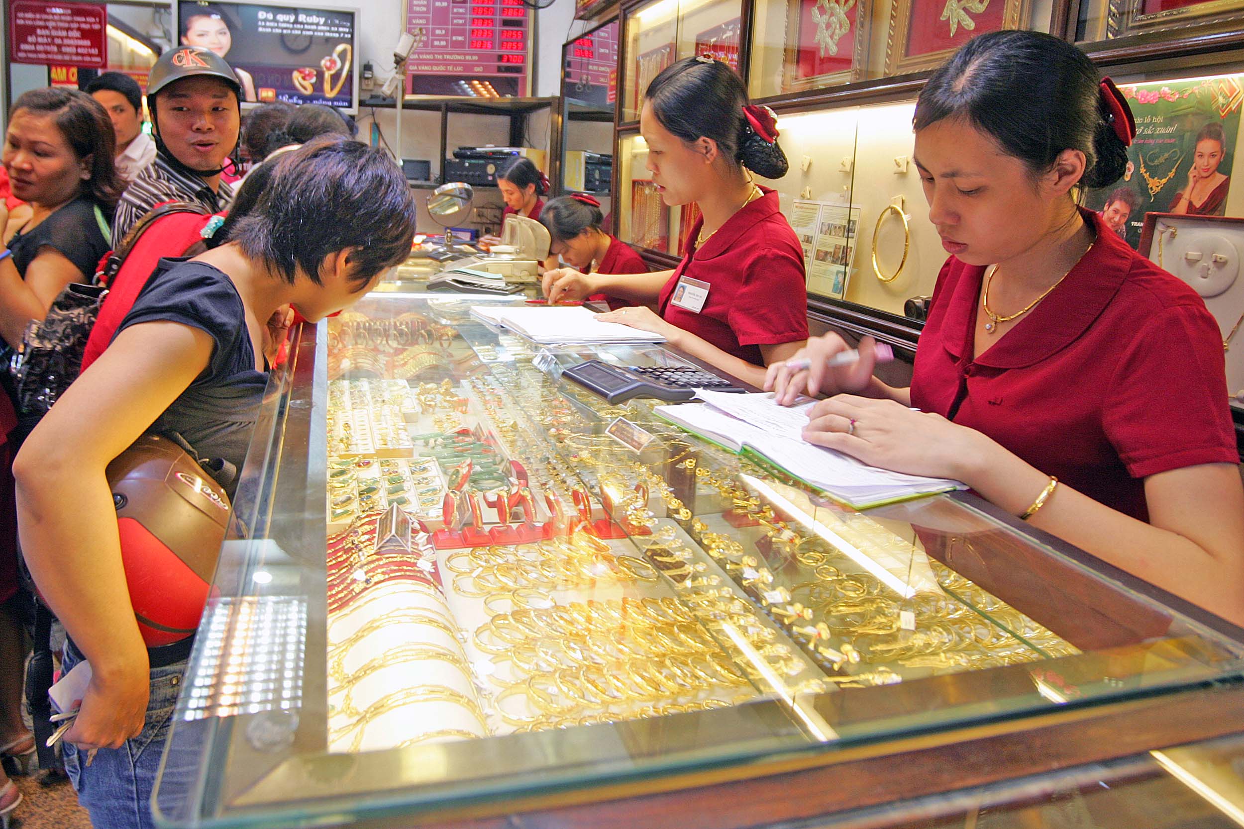 Quy định mới về quản lý hoạt động kinh doanh vàng