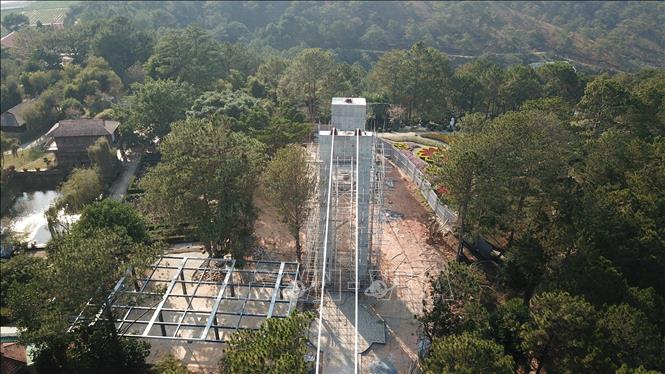 Đà Lạt Đình chỉ thi công cầu đáy kính 7D tại Thung lũng Tình yêu