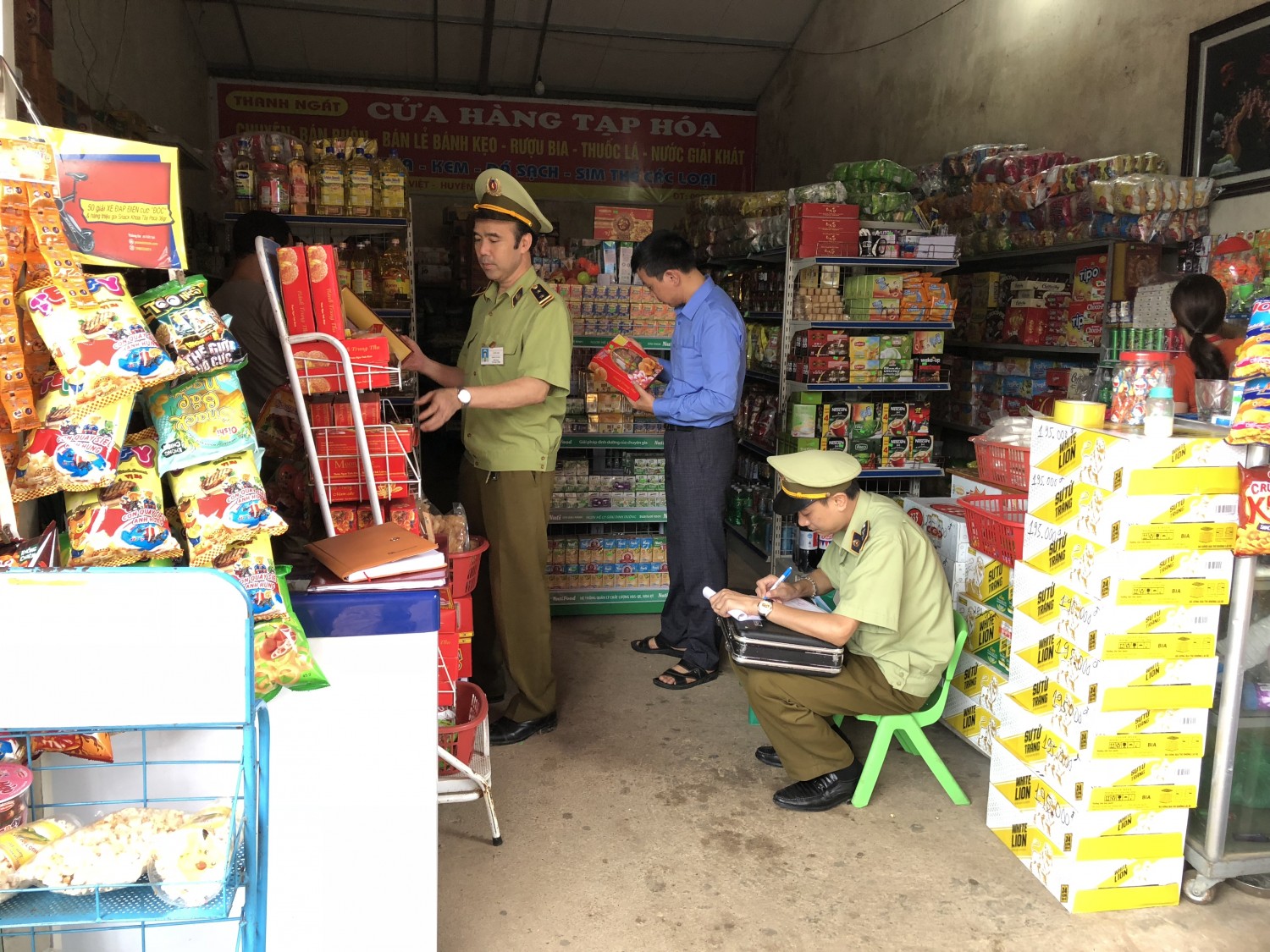 Siết chặt kiểm tra, xử lý vi phạm chất lượng hàng hóa dịp Tết