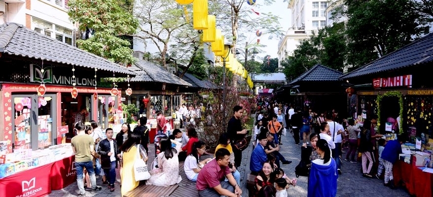 Hà Nội Nhiều chương trình hấp dẫn tại Phố Sách Xuân Canh Tý 2020