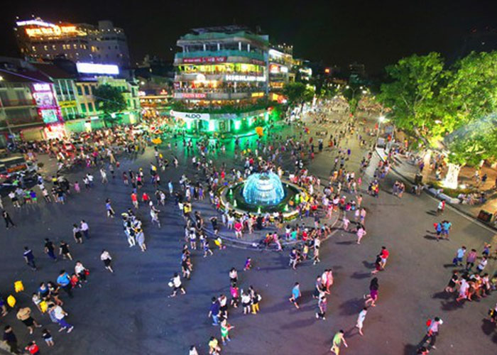 Phố đi bộ hồ Hoàn Kiếm dừng hoạt động từ 241 đến 222020