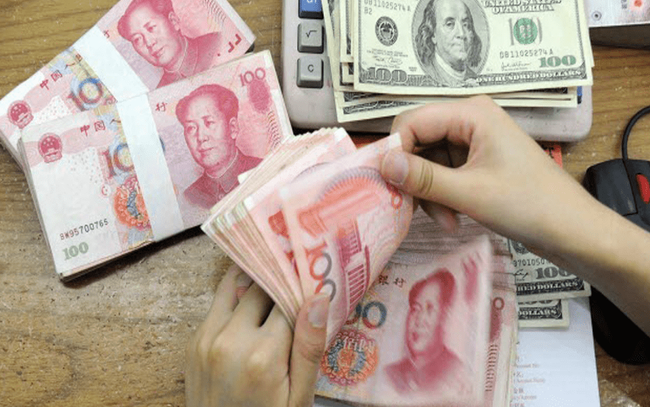 Các ngân hàng Trung Quốc khử trùng tiền mặt để tránh lây lan virus corona