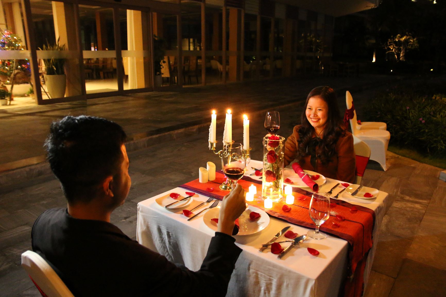 Không corona cũng không sợ “codonqua”, học ngay bí kíp mùa Valentine đỉnh cao