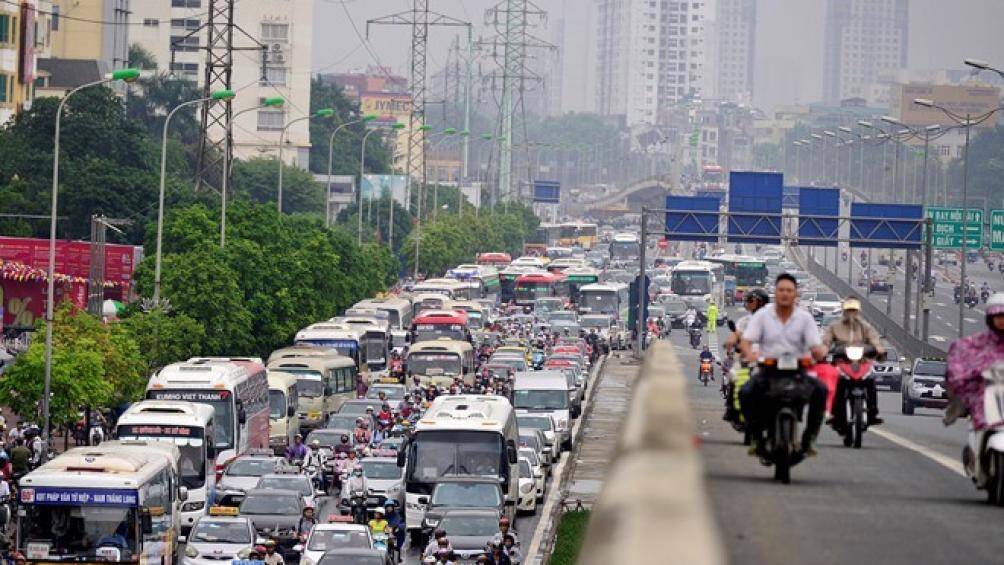 Hà Nội chắn nửa đường vành đai 3 trên cao đến cuối tháng 4 để sửa chữa