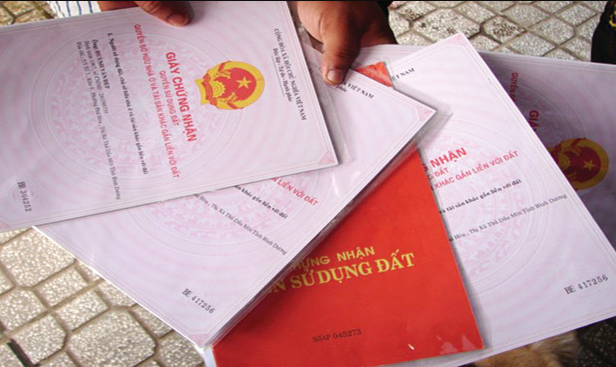 Thủ tướng chỉ đạo xem xét phản ánh mức phạt chậm làm sổ đỏ 