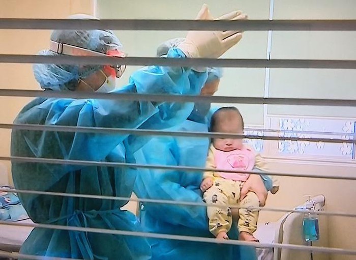 Cập nhật diễn biến dịch COVID-19 Bệnh nhi 3 tháng tuổi xuất viện