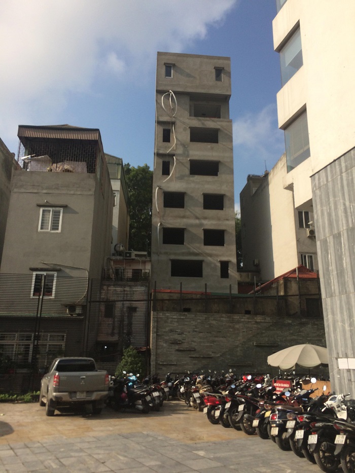 Phường Ngọc Khánh (Ba Đình) Buông lỏng quản lý, vi phạm TTXD tràn lan trách nhiệm thuộc về ai