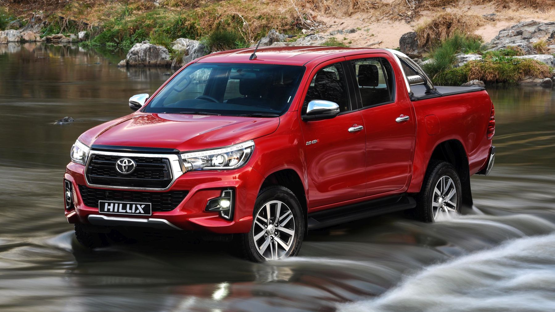Đánh giá xe Toyota Hilux 2019 kèm giá lăn bánh chính thức  MuasamXecom