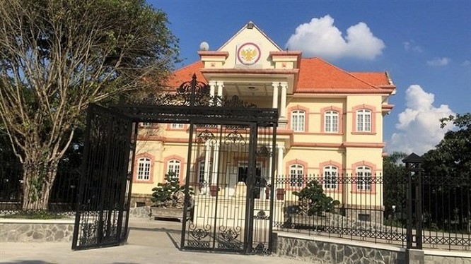 TP. HCM Cưỡng chế tháo dỡ công trình không phép Công ty Phi Long