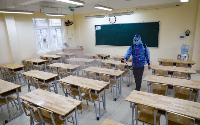 Toàn bộ học sinh thành phố Hà Nội tiếp tục nghỉ học hết ngày 153