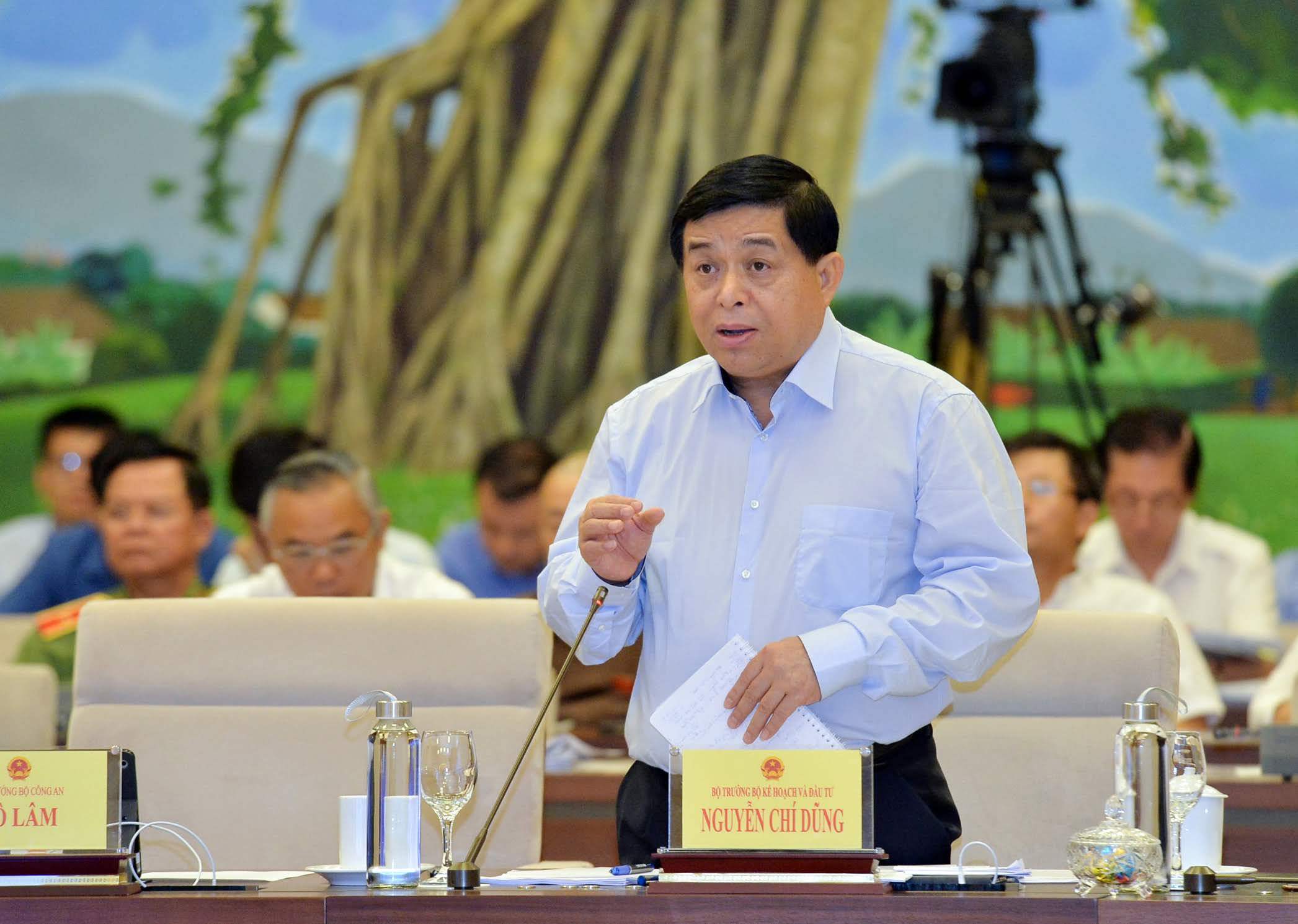 Âm tính với Virus Corona, Bộ trưởng Bộ KHĐT cách ly 14 ngày tại nhà