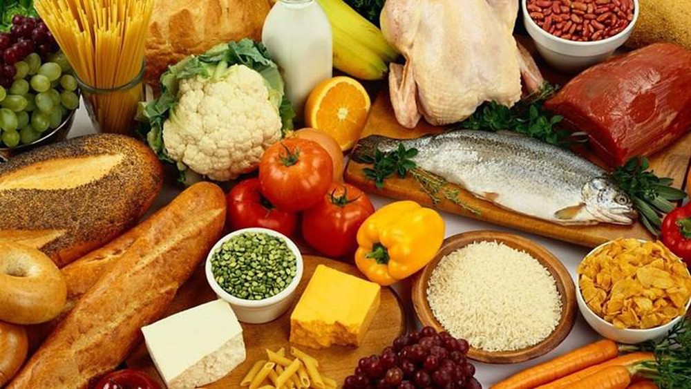 Giá cả thị trường hôm nay ngày 103 Giá heo hơi vượt đỉnh, siêu thị khuyến mãi nhiều thực phẩm đáp ứng nhu cầu mùa dịch