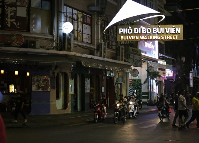 Hạn chế hoạt động tại phố đi bộ Bùi Viện vì có liên quan đến bệnh nhân thứ 54 nhiễm Covid-19