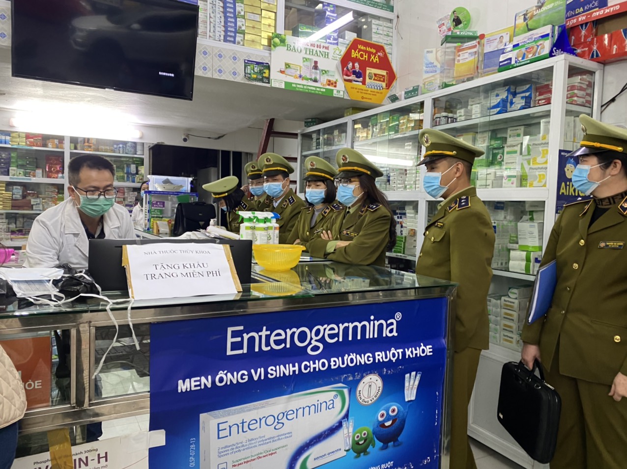 183 Lực lượng QLTT tiếp tục phạt gần 95 triệu đồng các cơ sở kinh doanh TBYT