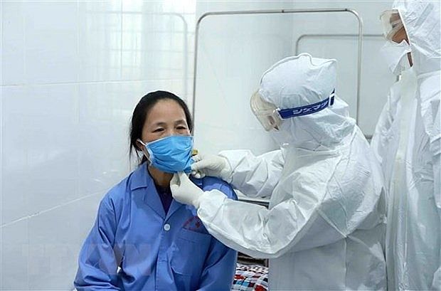 Toàn bộ lực lượng ngành y tế trong phòng, chống COVID-19