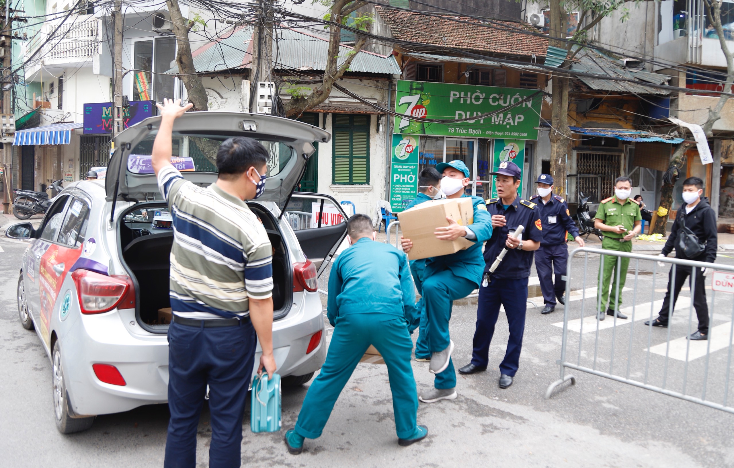 Xây dựng 4 kịch bản cung ứng hàng hóa phục vụ nhân dân khu vực cách ly