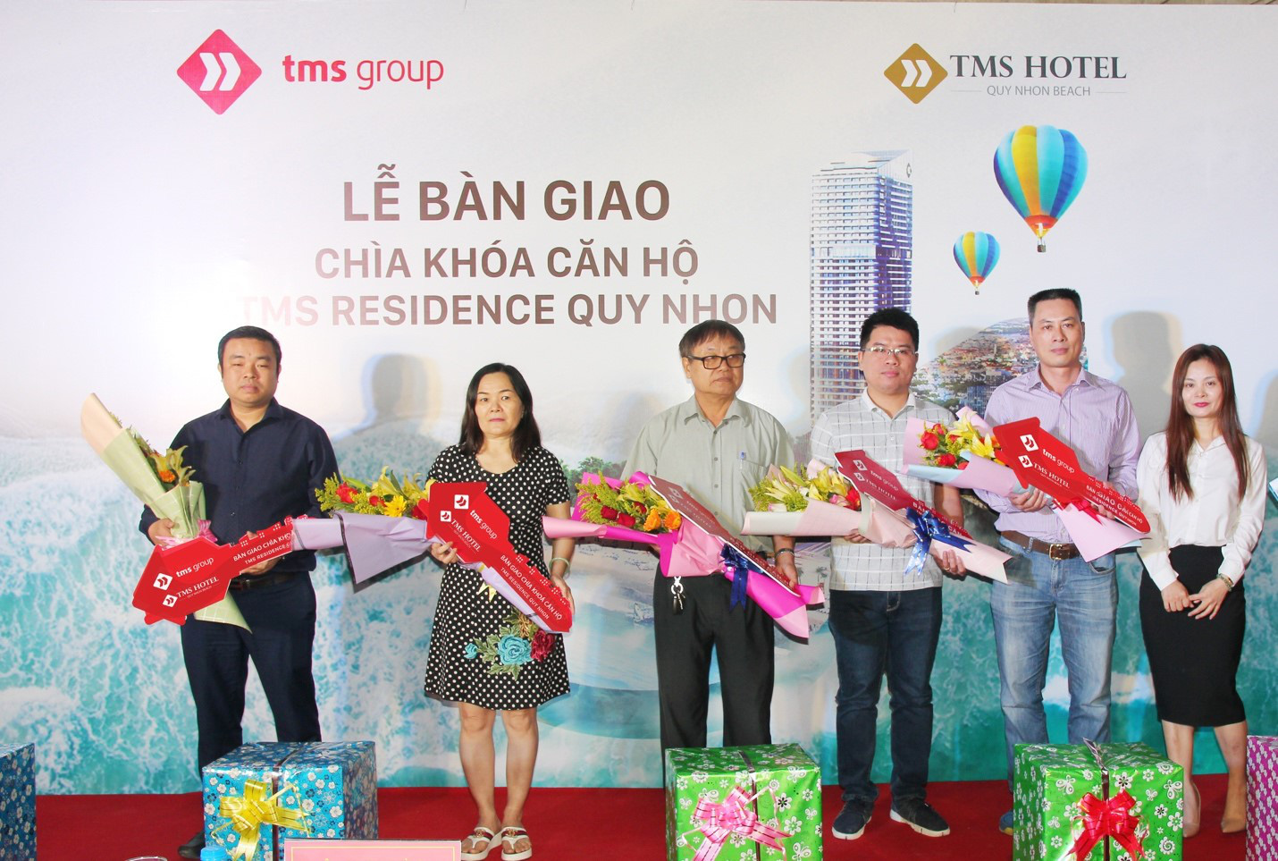 TMS Hotel Quy Nhon Beach bàn giao chìa khóa những căn hộ