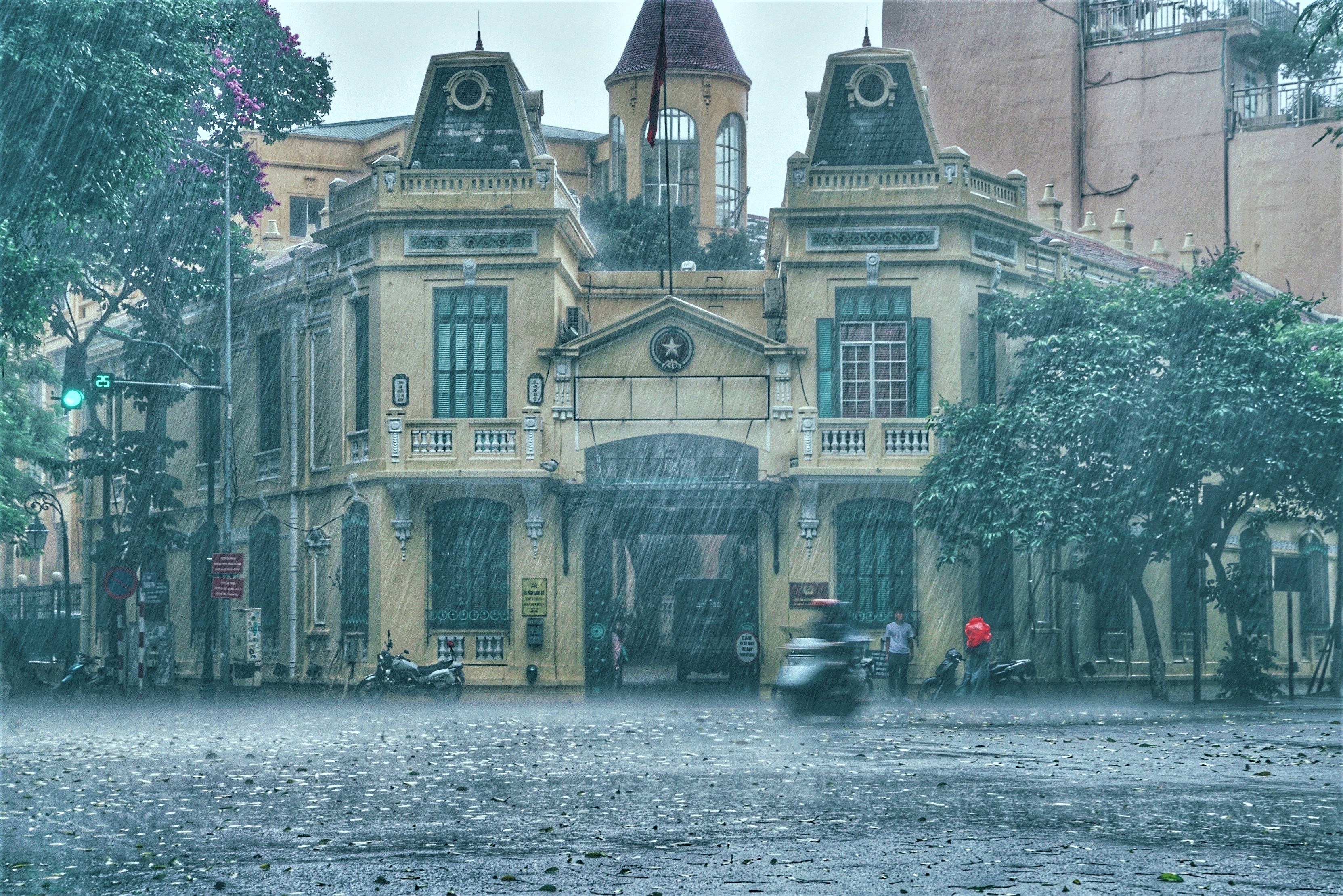 Dự báo thời tiết ngày mai 0404 Hà Nội và các khu vực trên cả nước