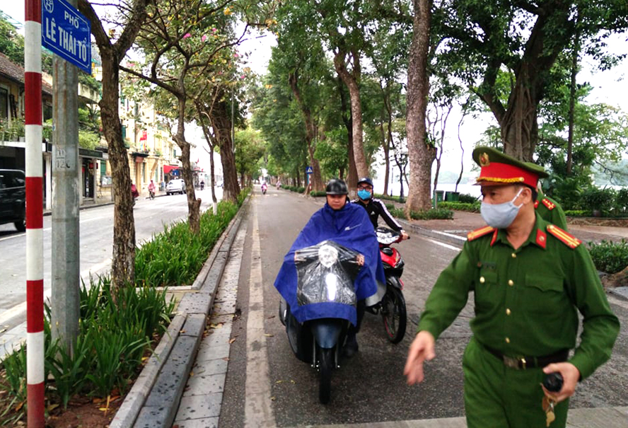 Hà Nội ban hành các mức phạt khi vi phạm chỉ thị phòng chống dịch bệnh Covid-19