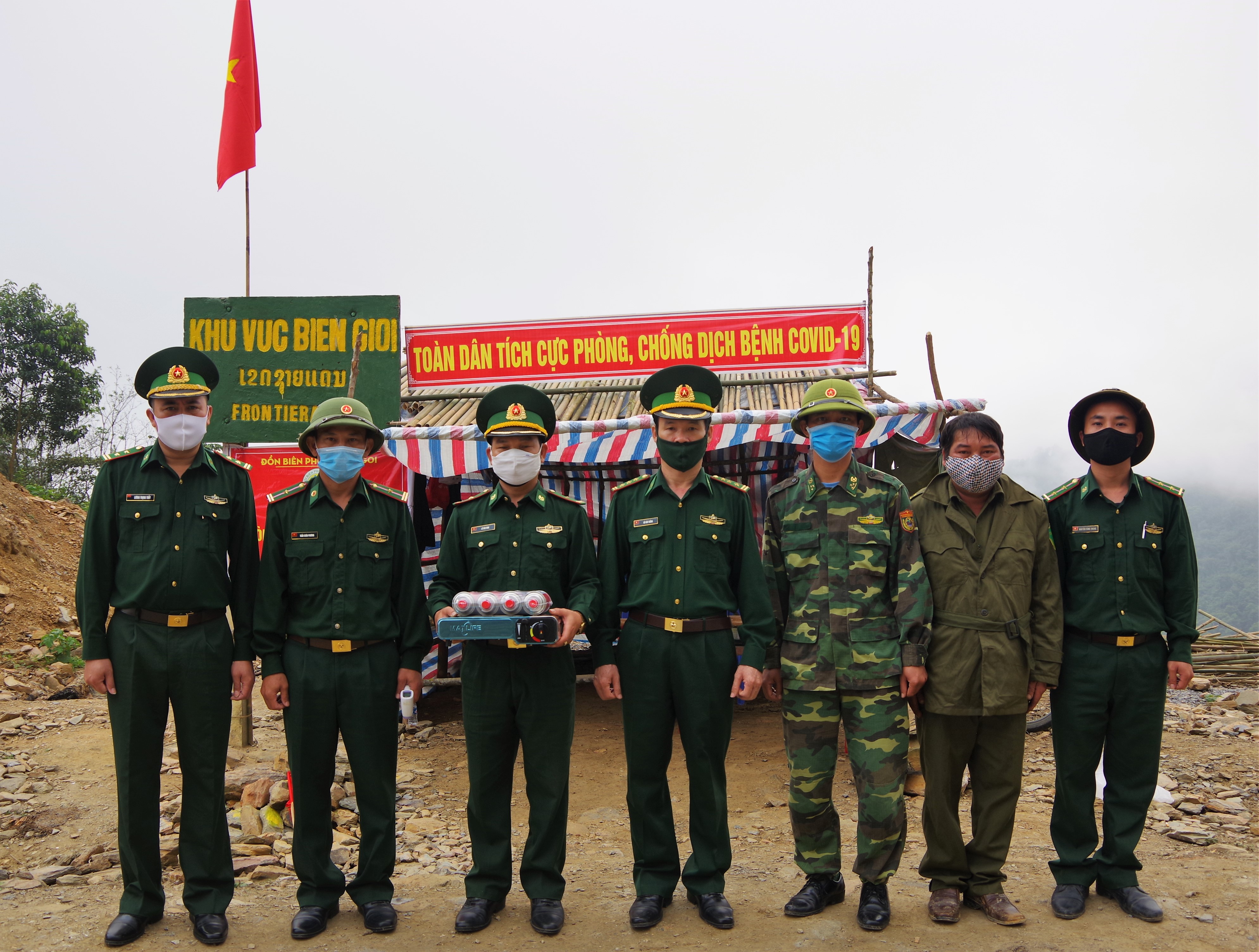 Vành đai thép ngăn chặn dịch vùng biên