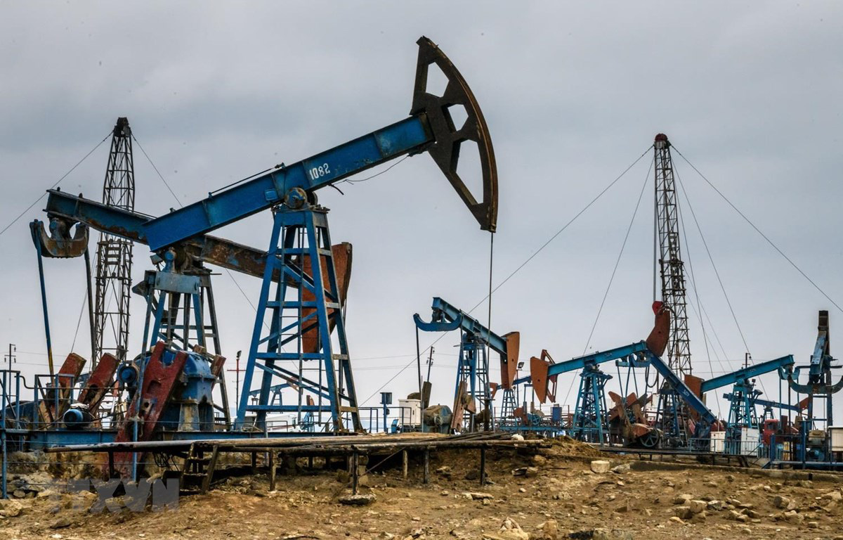 Giá xăng dầu hôm nay 94 Tiếp tục giảm giá chờ tín hiệu từ OPEC+