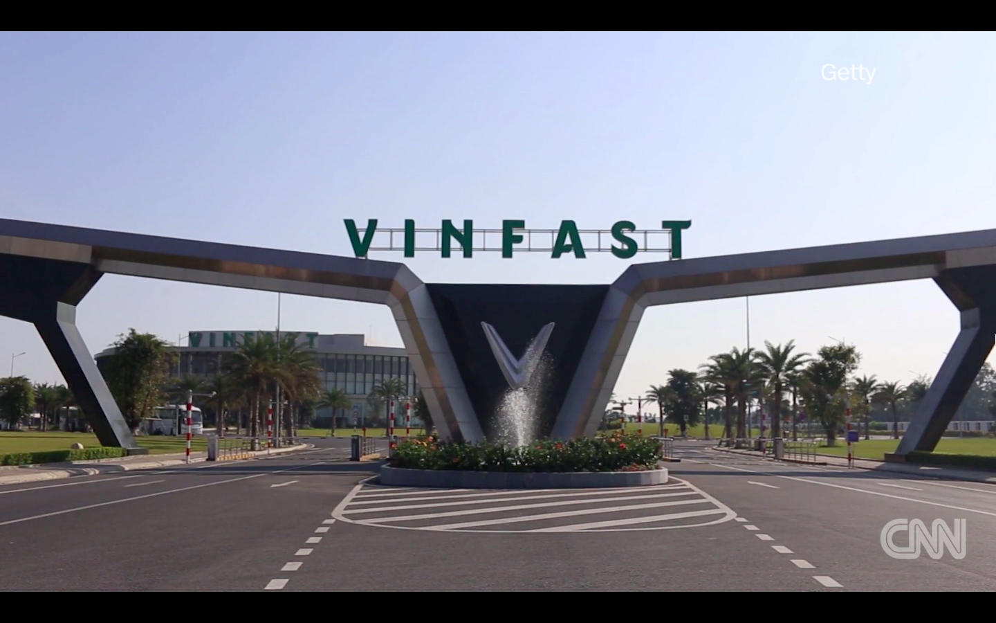 CNN Vingroup hỗ trợ ngành y tế chống đại dịch toàn cầu