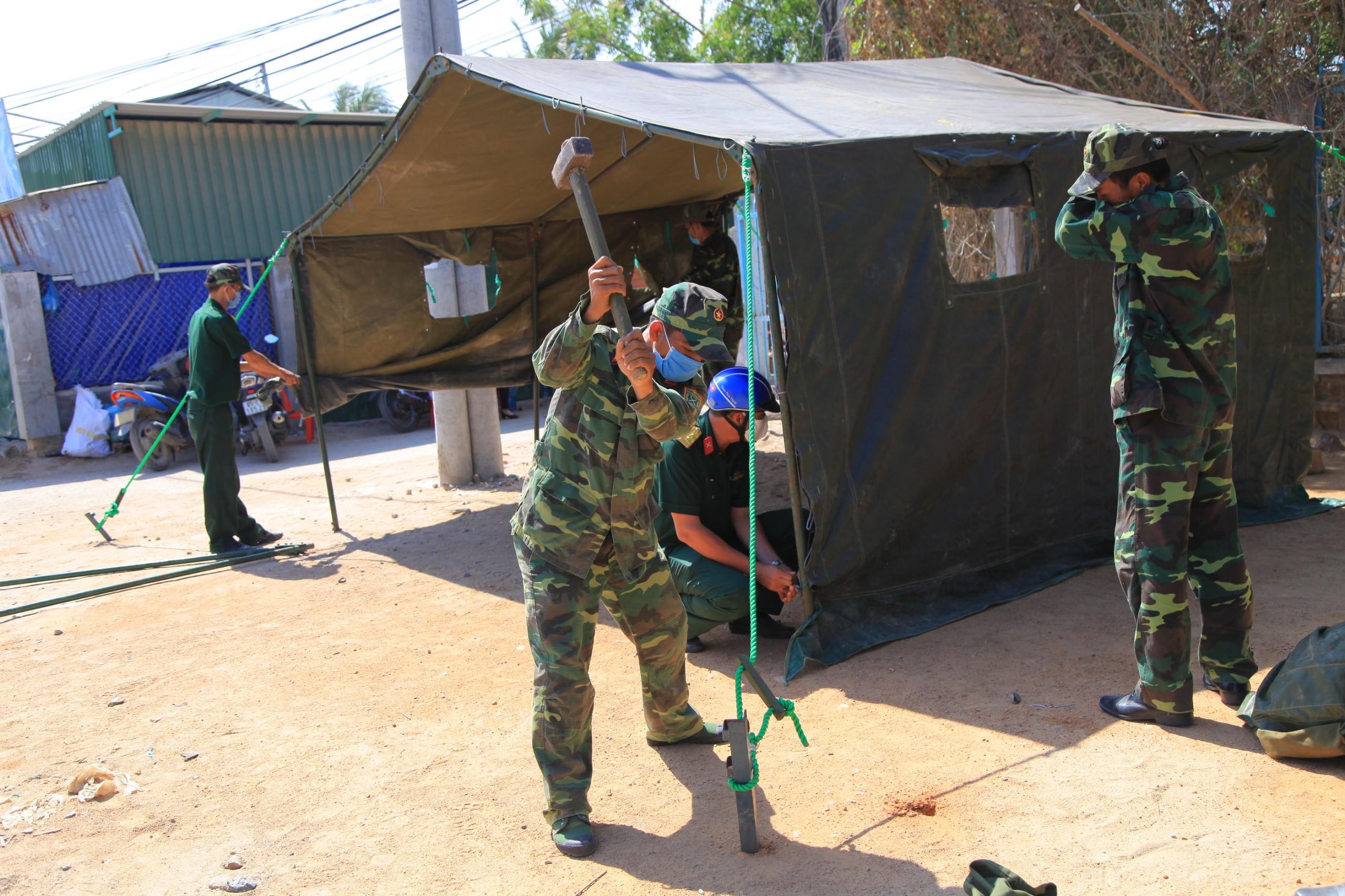 Xuất cấp 2.600 bộ nhà bạt dự trữ quốc gia phục vụ phòng, chống dịch Covid-19