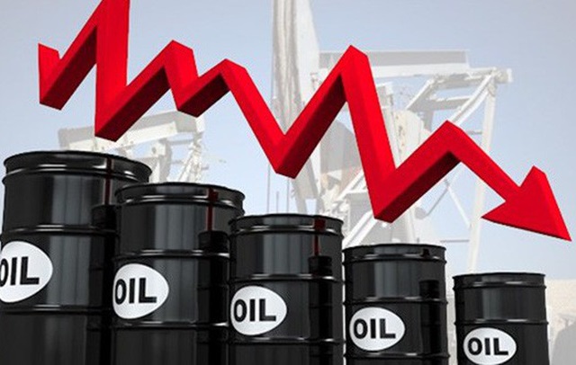 Giá xăng dầu hôm nay 104 Tiếp tục lao dốc dù OPEC+ quyết định cắt giảm sản lượng