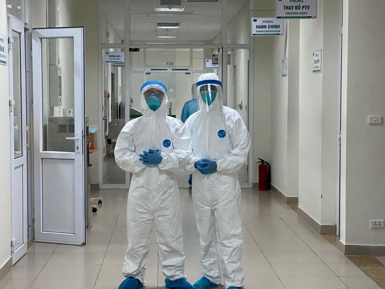 Dịch COVID-19 tại Việt Nam Xác định được 21 trường hợp tiếp xúc gần với bệnh nhân 266, lập 3 vòng kiểm soát dịch, 7 chốt kiểm tra tại địa phương